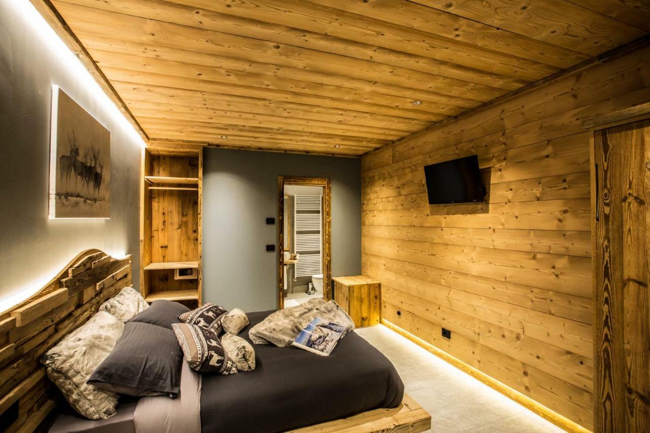 Alpine Rooms Guesthouse Breuil-Cervinia Exterior foto